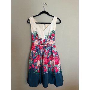 ModCloth Flatters all Expectations Dress